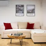 Slavc, Cosy Near The Apartment