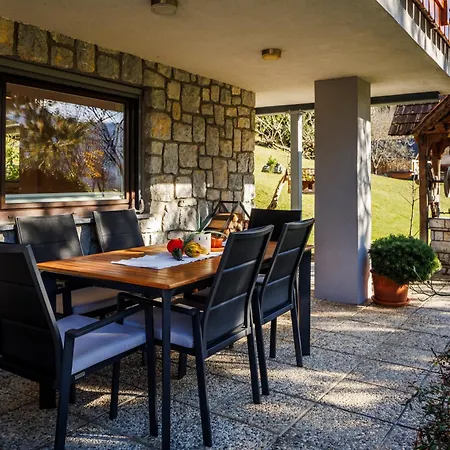 דירה Slavc, Cosy Near The בלד