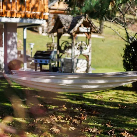 Slavc, Cosy Near The