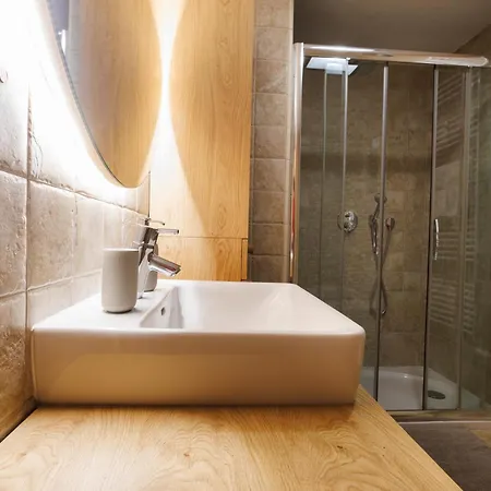 Slavc, Cosy Near The Διαμέρισμα *