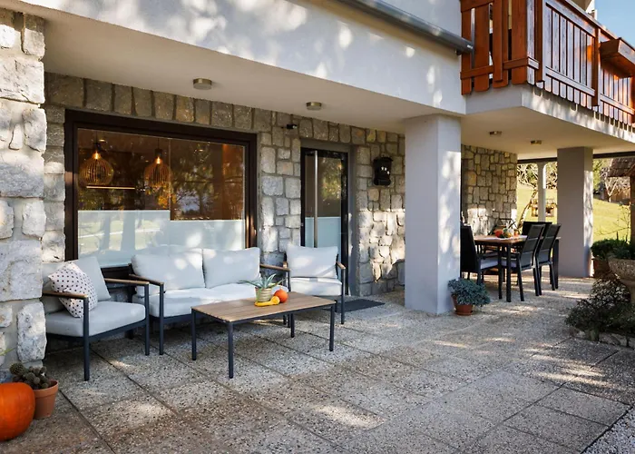 דירה Slavc, Cosy Near The